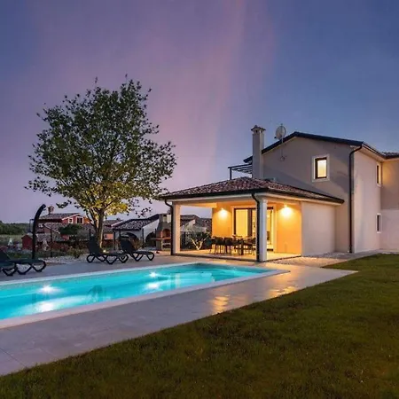Feriehus Moderne Mit Privatpool, Meerblick, Babybett, Bbq, Klimatisierte Schlafzimmer - Perfekt Zum Biken *