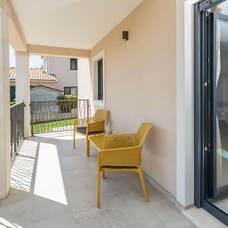 Holiday home Moderne Mit Privatpool, Meerblick, Babybett, Bbq, Klimatisierte Schlafzimmer - Perfekt Zum Biken *