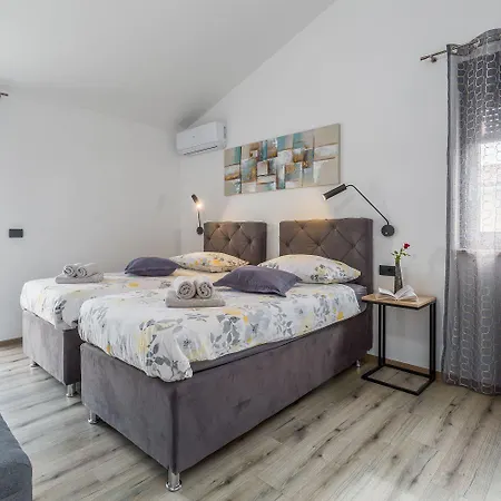 Holiday home Moderne Mit Privatpool, Meerblick, Babybett, Bbq, Klimatisierte Schlafzimmer - Perfekt Zum Biken