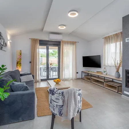 Holiday home Moderne Mit Privatpool, Meerblick, Babybett, Bbq, Klimatisierte Schlafzimmer - Perfekt Zum Biken