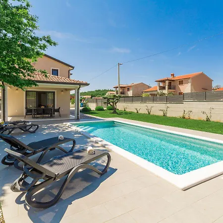 Moderne Mit Privatpool, Meerblick, Babybett, Bbq, Klimatisierte Schlafzimmer - Perfekt Zum Biken